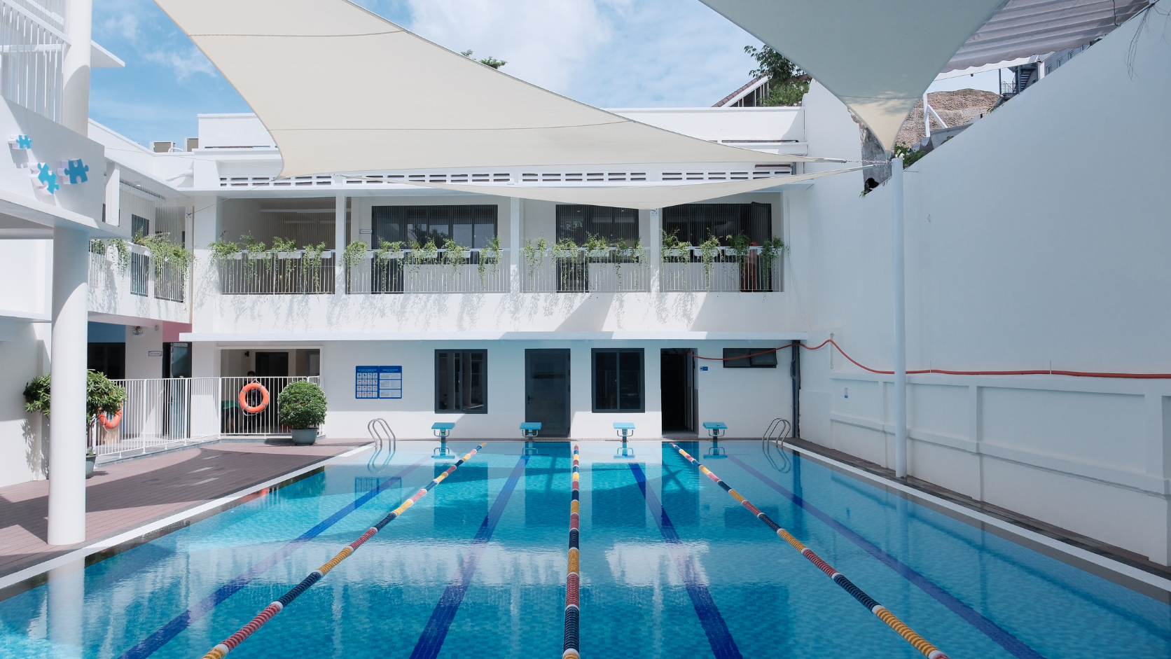 swimming pool