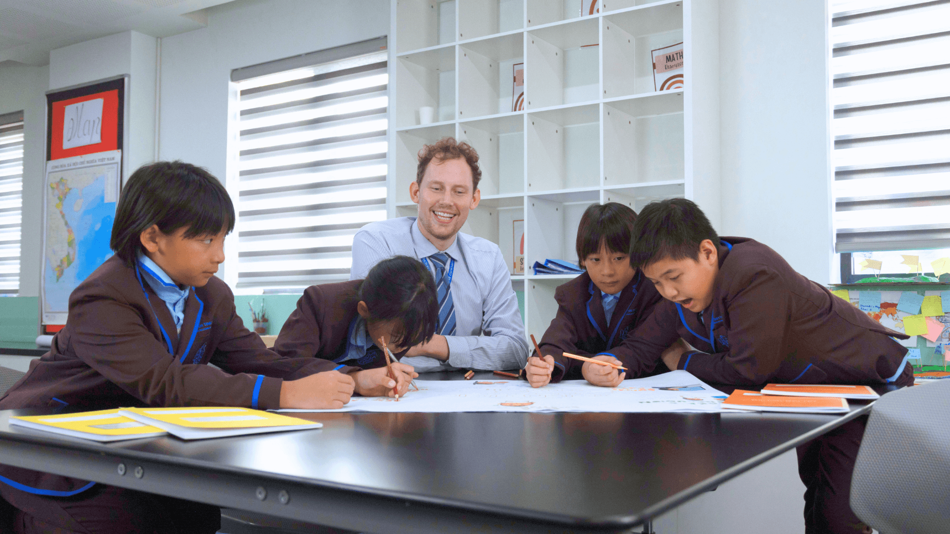 Chương Trình Học Bổng 1 Academic Excellence 2 1