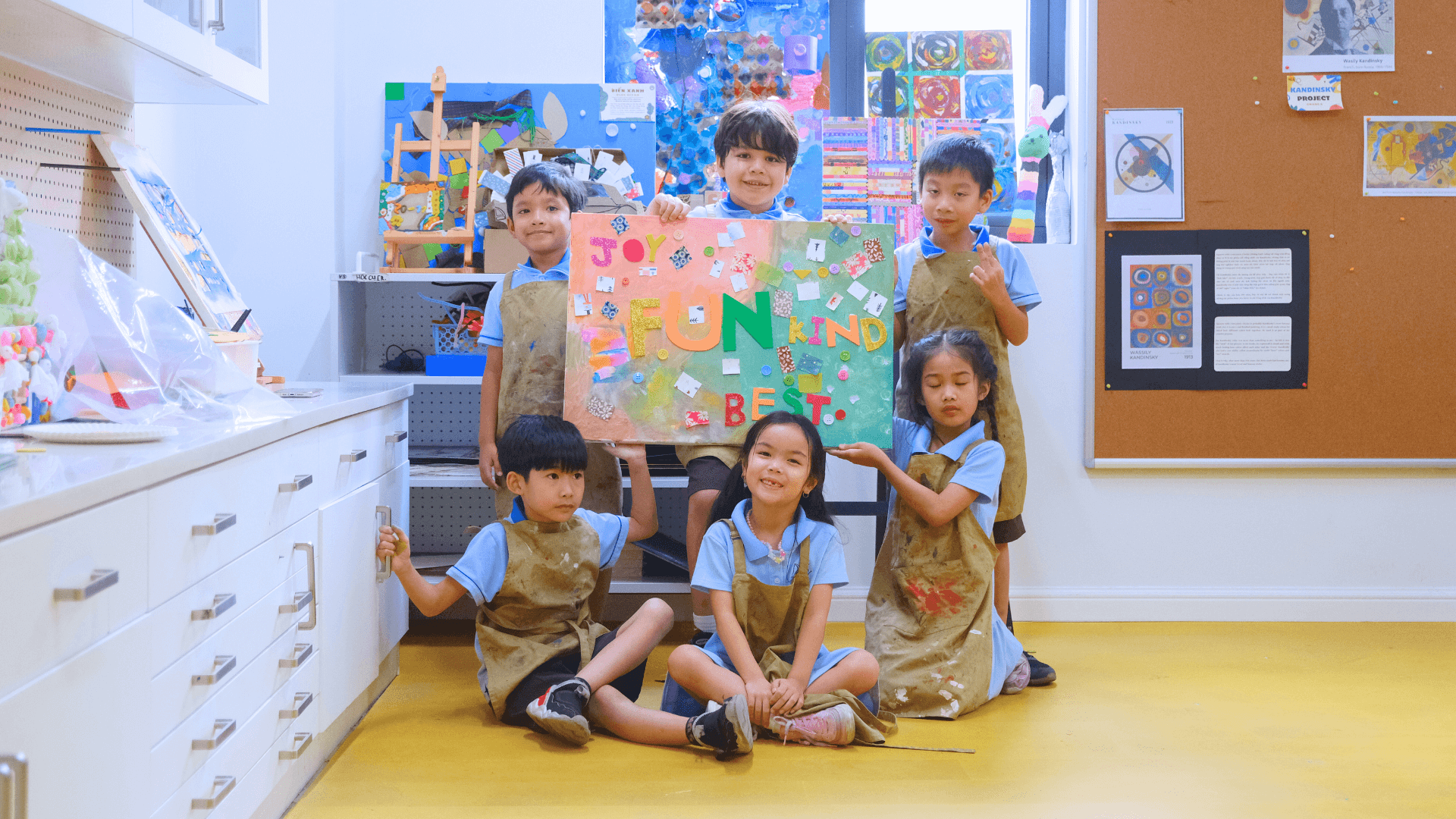 Chương Trình Học Bổng 3 Visual Arts 1